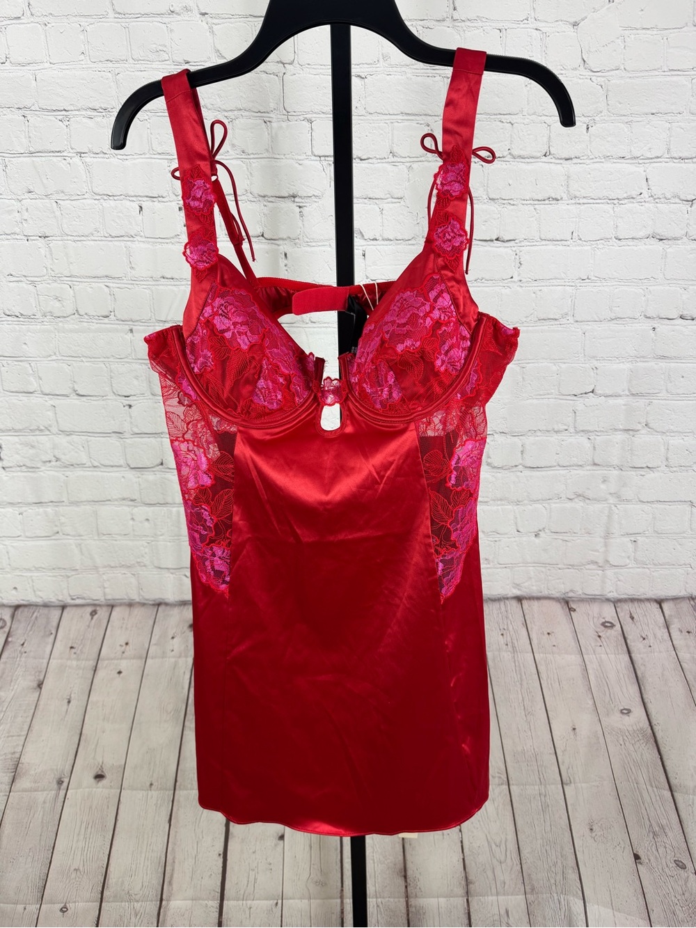 Victoria’s Secret For Love Lemons Cordelia Rose Embroidered Slip Dress Size L